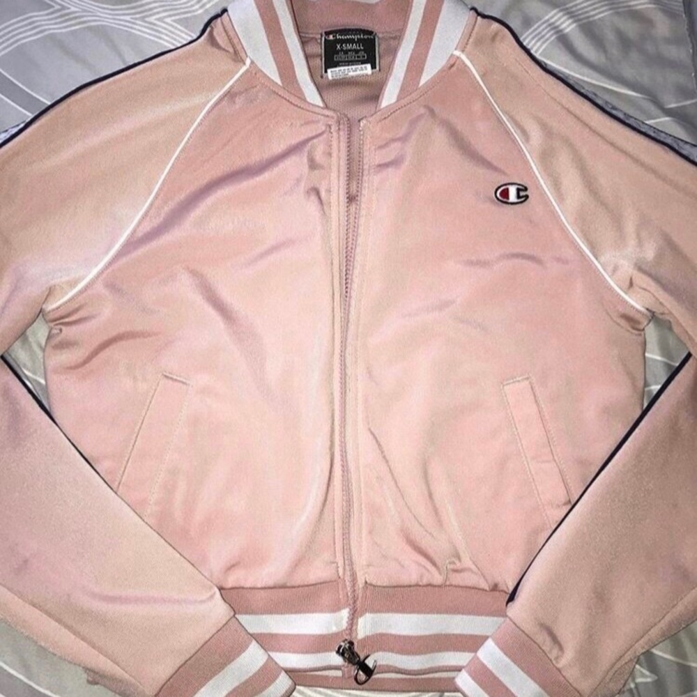 Champion sweater .